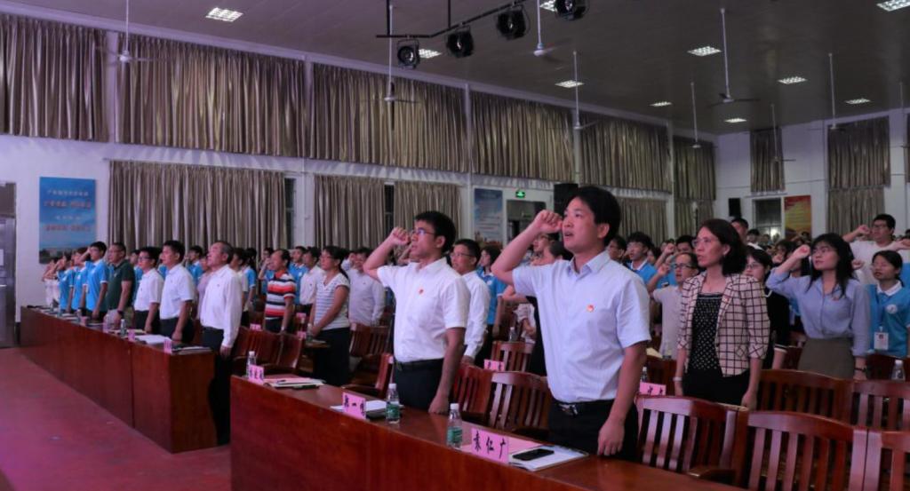 英国上市公司365